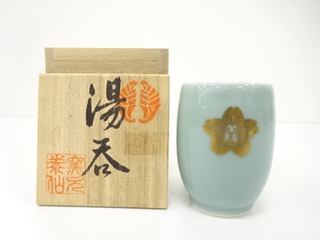 JAPANESE CERAMICS / YUNOMI TEA CUP / CELADON GLAZE